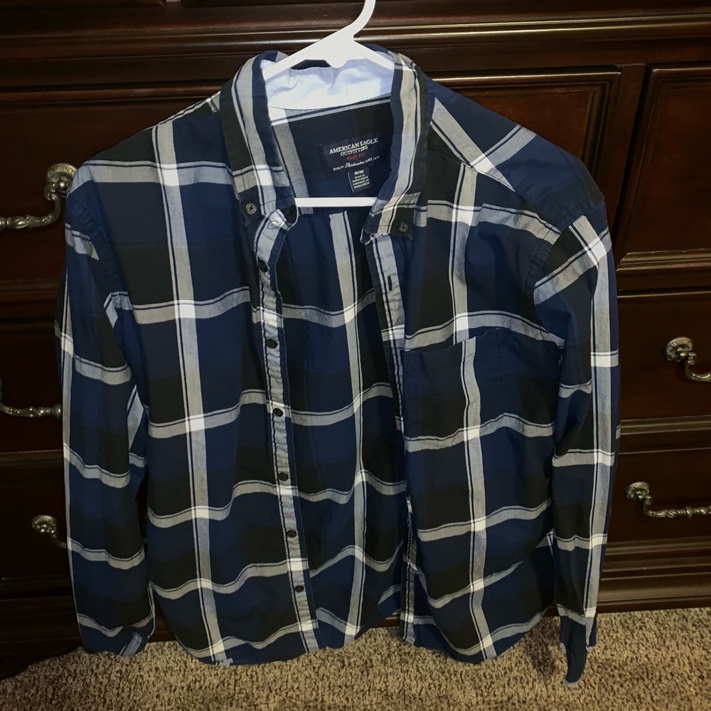 Boys American Eagle Button up shirt.